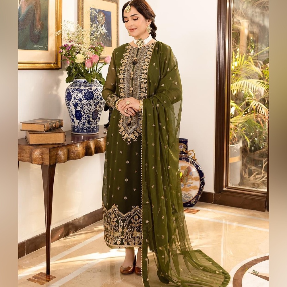 Pakistani Party Dress